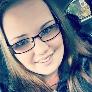 Meet your Posher, Chelsey